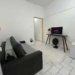 Studio No Centro- Lapa, Consulado, Praia, Metro E Ar!