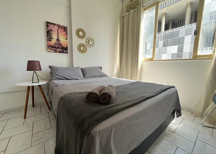 Studio No Centro- Lapa, Consulado, Praia, Metro E Ar!